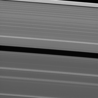 Lone propellor Lone propellor of Saturn