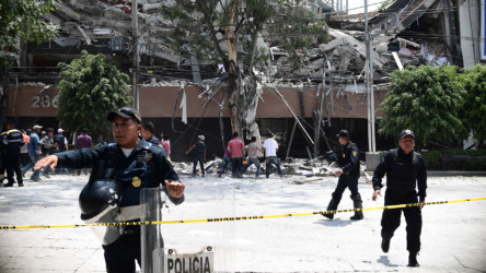Photos: Aftermath of Mexico City earthquake