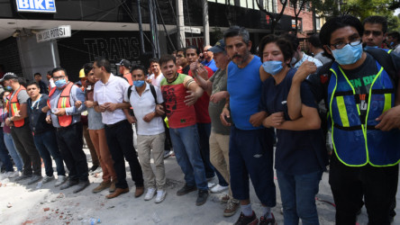 Photos: Aftermath of Mexico City earthquake
