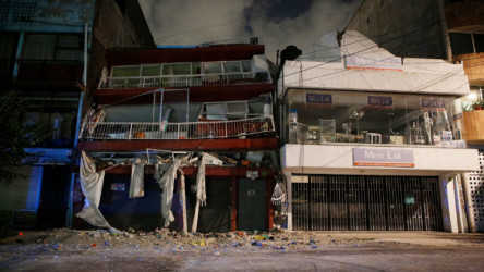 Photos: Aftermath of Mexico City earthquake
