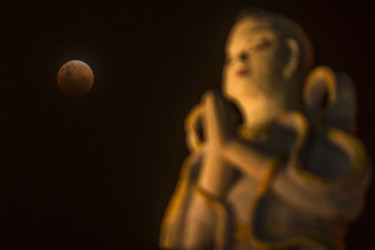 Surabaya, Indonesia Super Blue Blood Moon, Indonesia