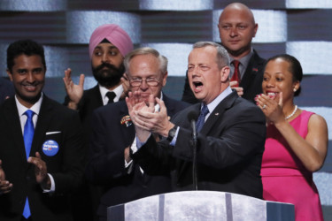 Gen. John Allen Gen. John Allen and veterans on stage