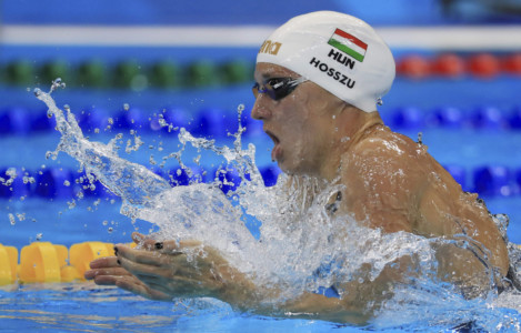 Swimming - Women's 200m Individual Medley - Heats