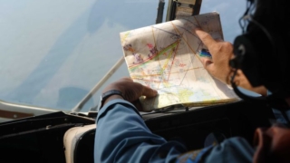 Search for Malaysian Airlines flight
