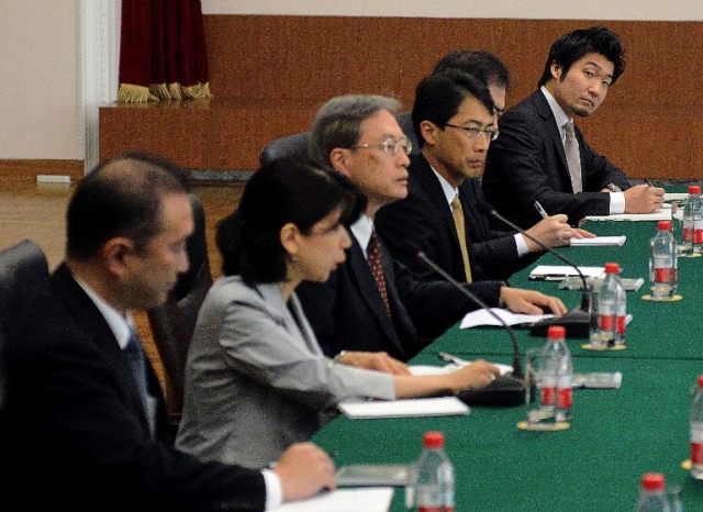 Junichi Ihara (C), head of the Japanese Foreign Ministry's Asia and Oceania Affairs Bureau