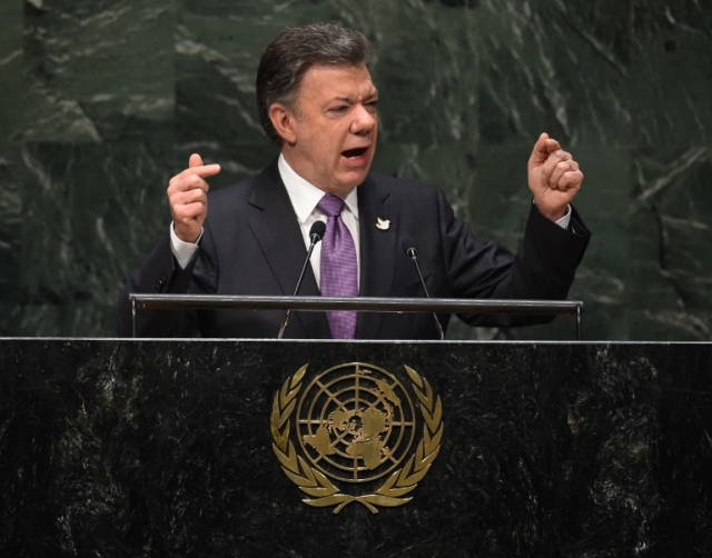 President Santos expresses hope for Colombian peace talks at UN