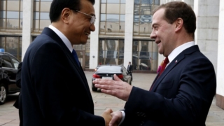 PMs Keqiang and Medvedev