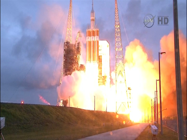 Video: NASA launches new Orion spacecraft and new era