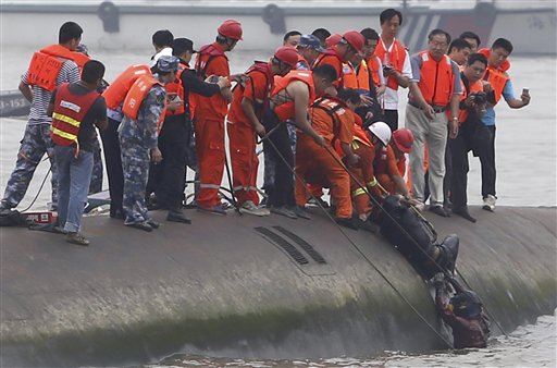 Photos: The sinking of the Eastern Star in the Yangtze River