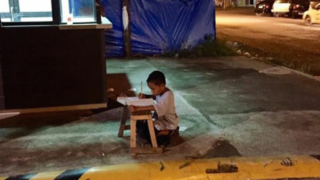PHILIPPINES-INTERNET-POVERTY-CHILDREN