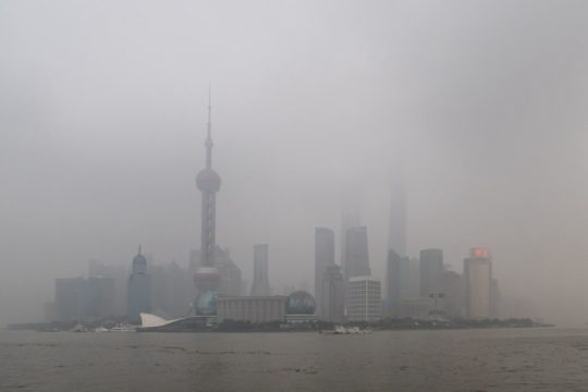 China's air pollution affects tourism in 2014