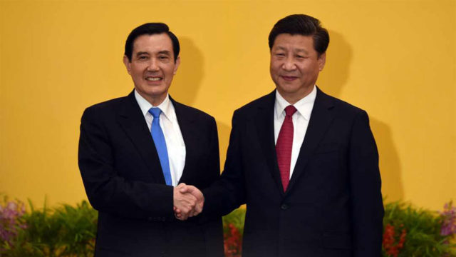 President Xi Jinping and Taiwan leader Ma Ying-jeou