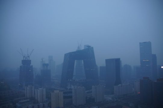 The Heat: China's greenhouse gas reduction race
