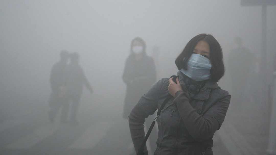 China sets specific targets for future smog control
