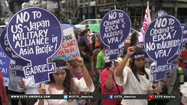 Former sex slaves protest in Manila during Japan Emperor visit