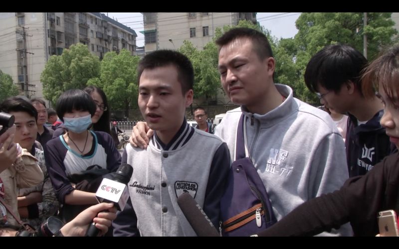 Judge rules against couple in China’s 1st same-sex case