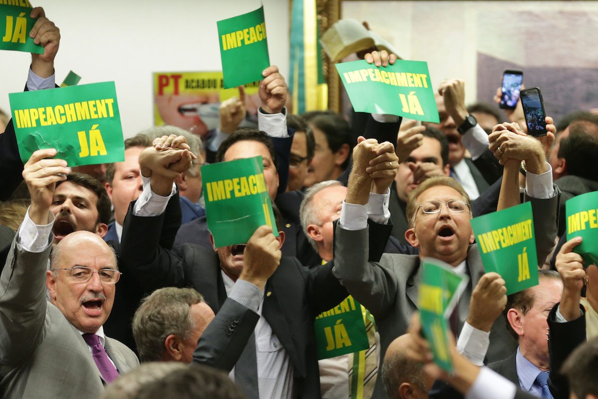Brazil vote moves Rousseff impeachment closer