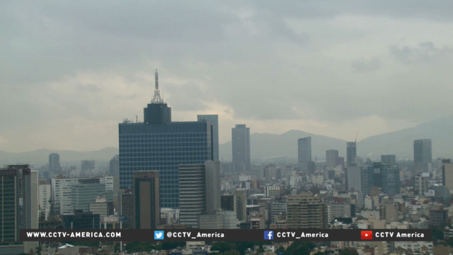 Toxic smog over Mexico city