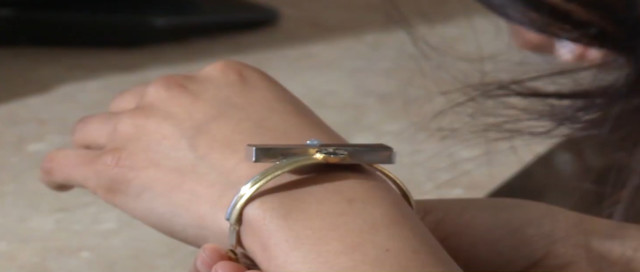 Mexico's new smart jewelry helps improve women's safety