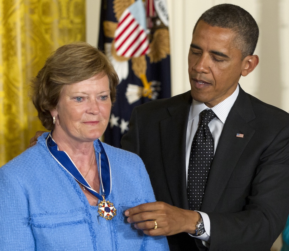 President Barack Obama awards Pat Summitt the Presidential Medal of Freedom in the East Room of the White House in Washington on May 29, 2012. (AP Photo/Carolyn Kaster)