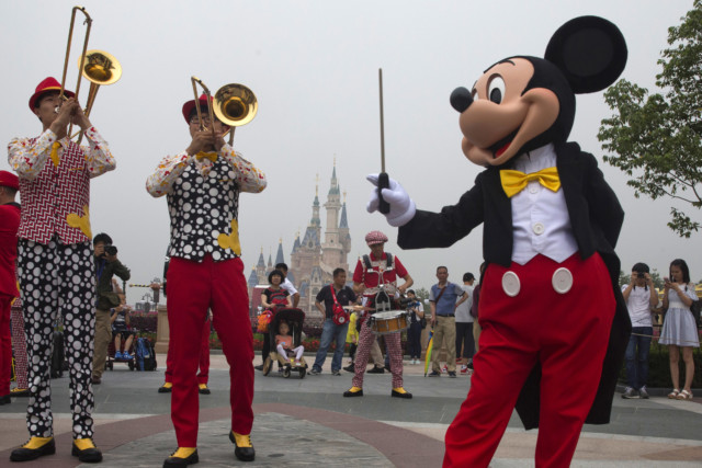 Mickey Mouse entertains visitors