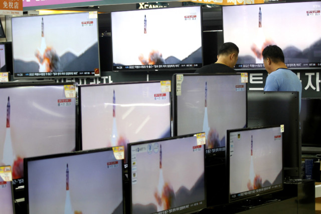 DPRK MISSILE ON TV SCREEN