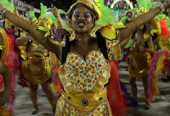 Rio Olympics volunteers dance to Brazil's beat