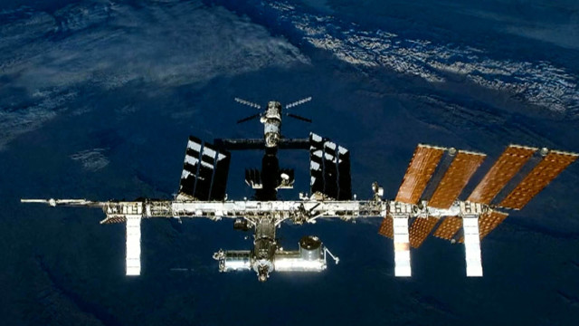 russia-to-operate-international-space-station-until-2024