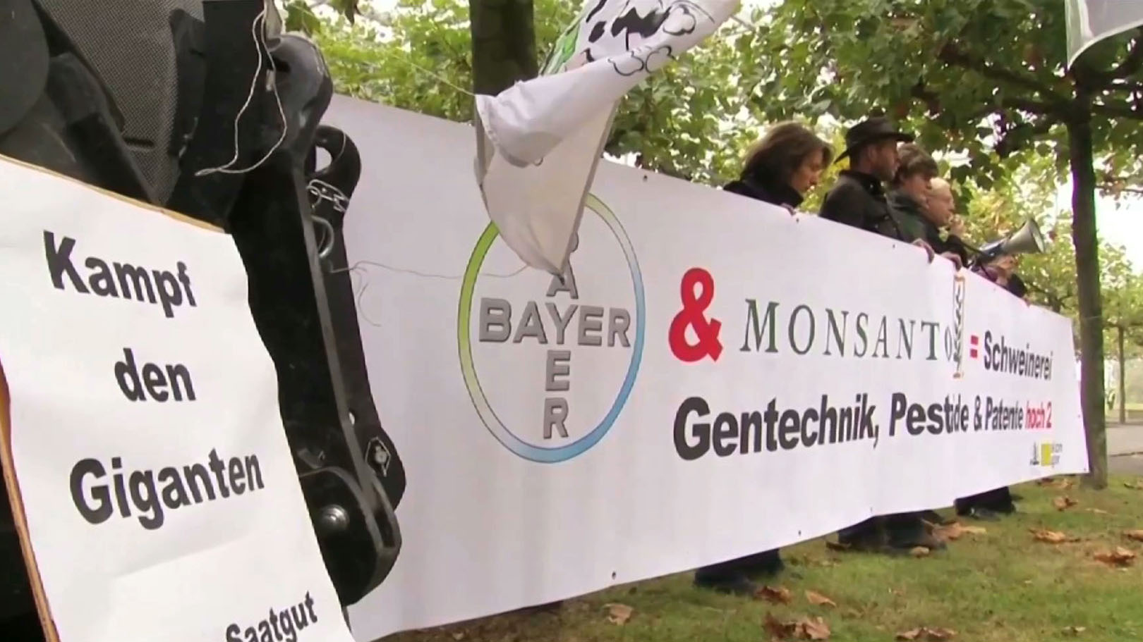 Bayer & Monsanto Deal Worries Skeptics, Investors | CGTN America