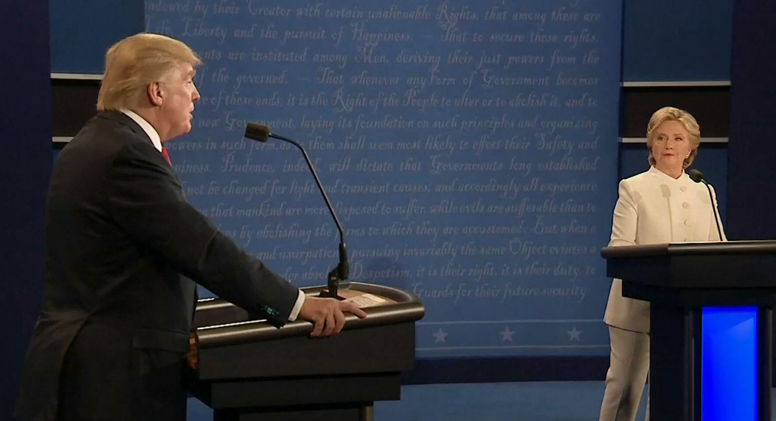 Trump, Clinton battle in final US president debate
