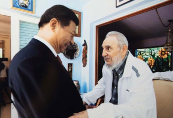 Xi Jinping with Fidel Castro