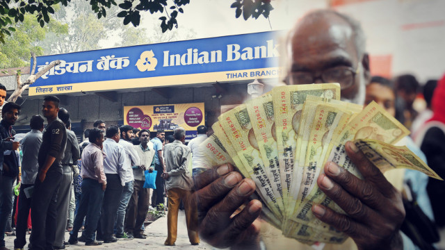 long lines at India's banks
