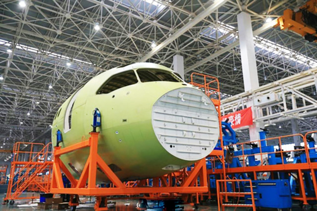 C919 nose assembly in 2009