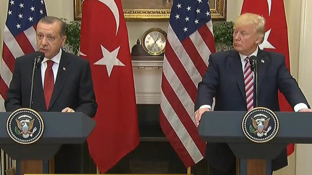 US President Trump, Turkey's Erdogan pledge to defeat ISIL