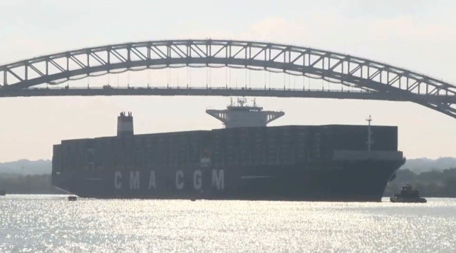 Largest container ship ever arrives in Port of NY, NJ