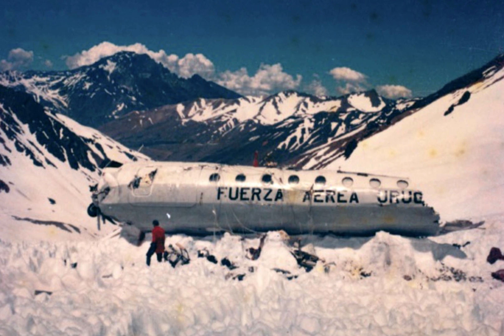 Roberto Canessa relives a plane crash in the Andes 45 years ago