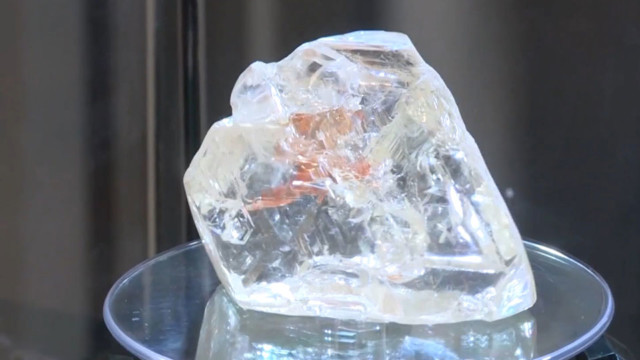"Peace Diamond" sells for $6.5M; Sierra Leone promises development from sale