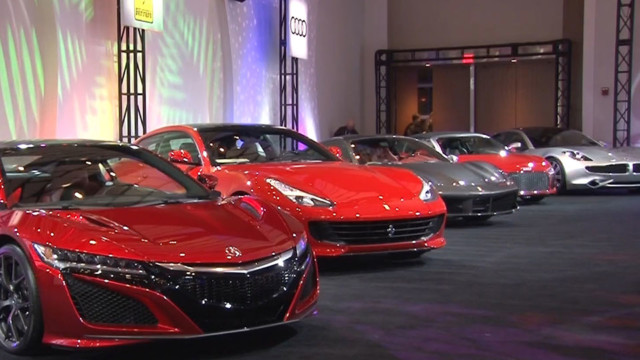 Behind the glitz at Detroit Auto Show, challenges remain for auto industry