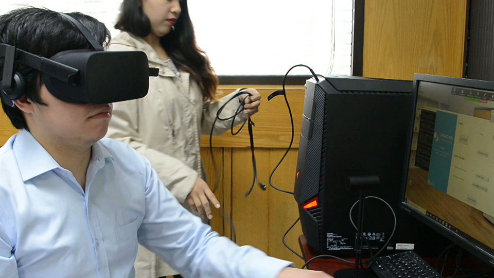 Virtual reality therapy provides medical alternative | CGTN America