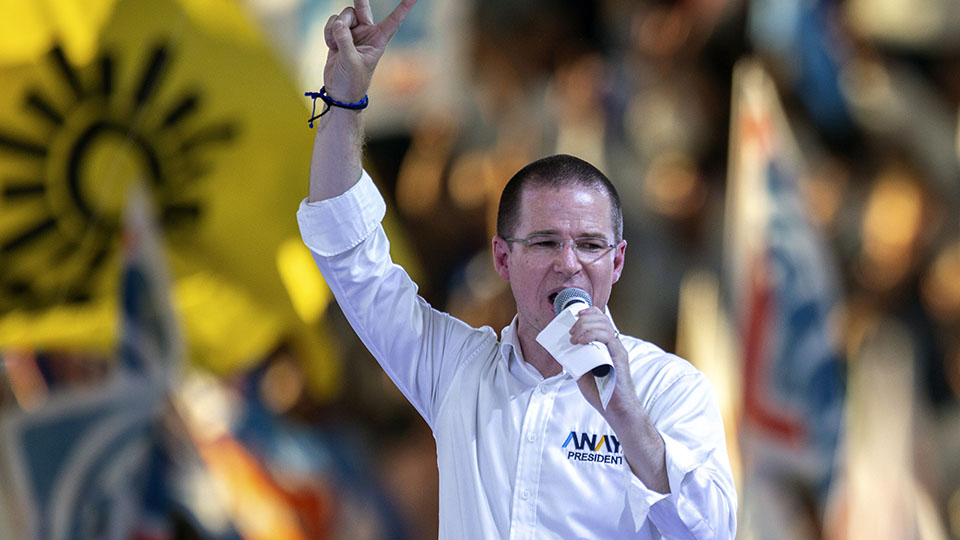 Centrist candidate Ricardo Anaya hopes to gain some steam ahead Mexico vote