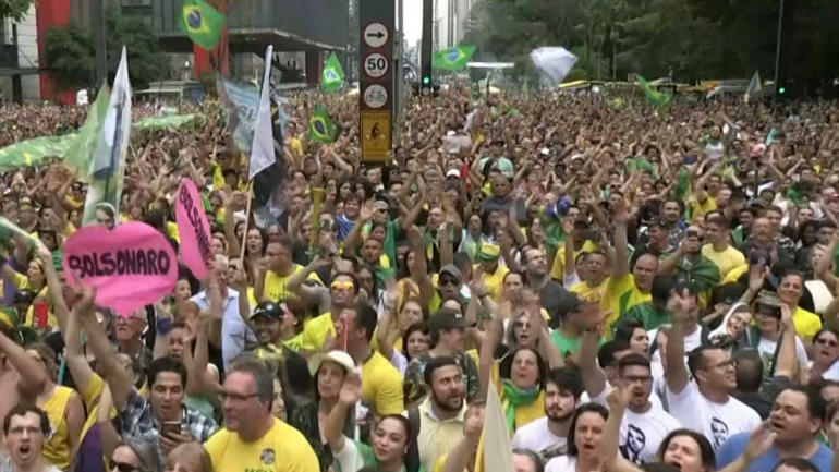 Runoff likely in Brazil's Presidential elections