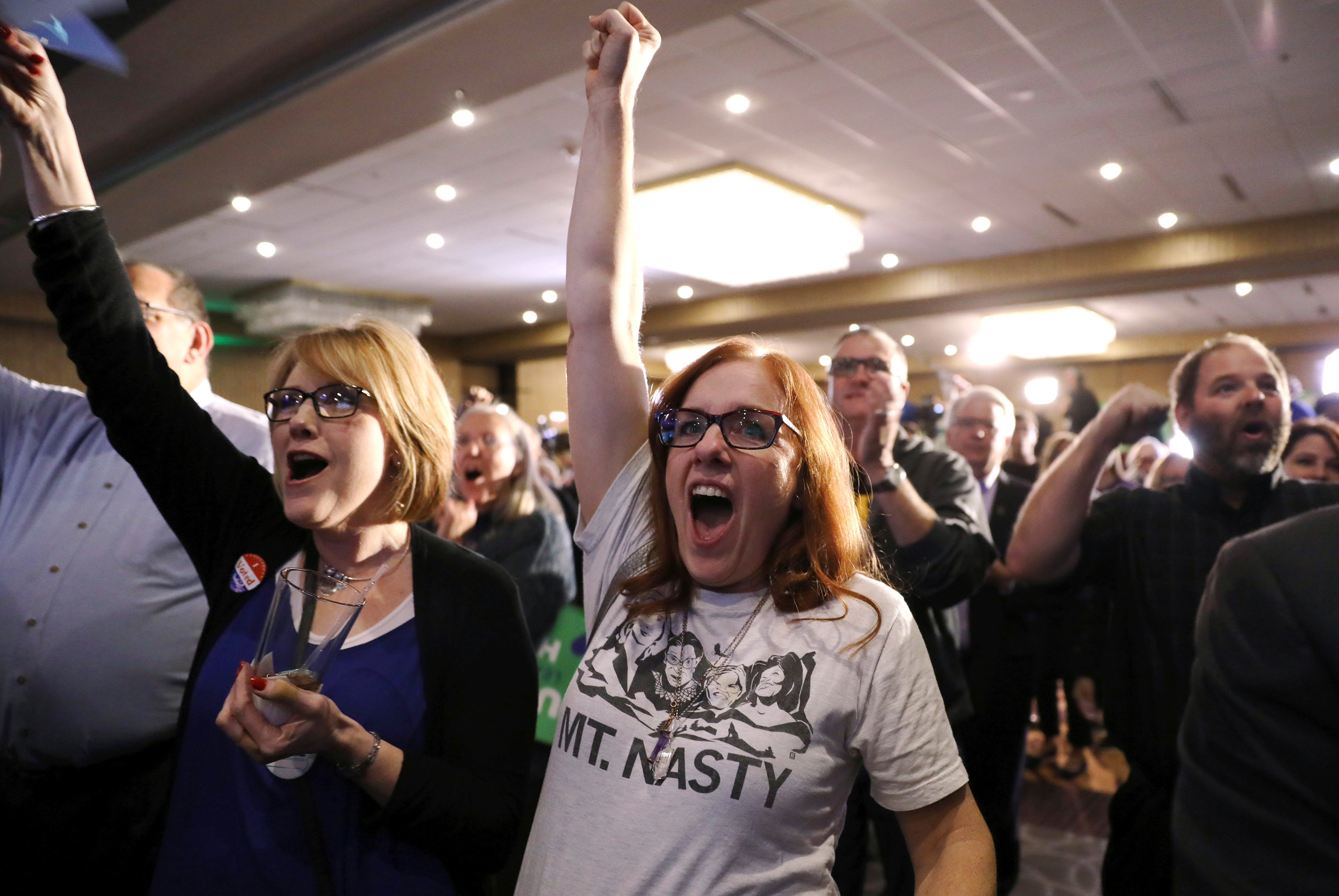 Democrats make gains in US Midwest in midterm elections