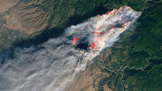 US-FIRE-CALIFORNIA-ENVIRONMENT-WEATHER