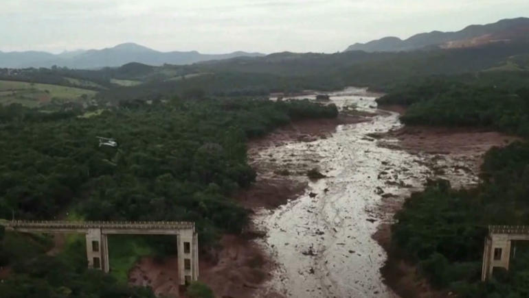 Dozens dead and hundreds missing in Brazil dam collapse