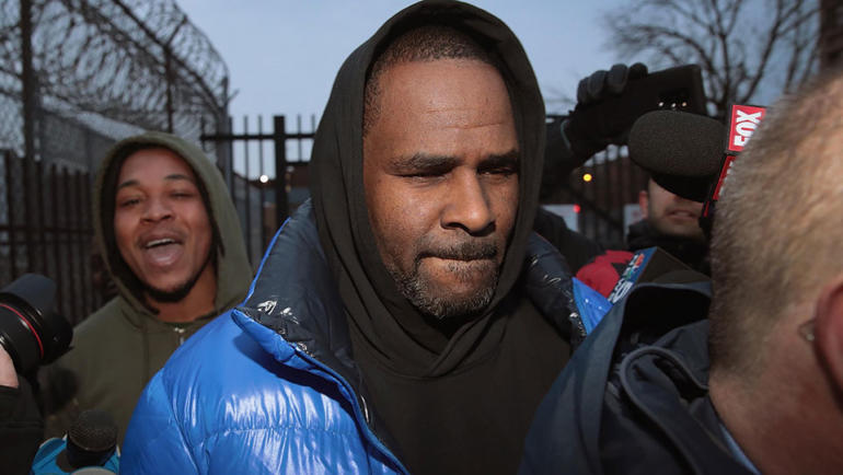 R&B singer R. Kelly released on bail, pleads "not guilty" to abuse charges