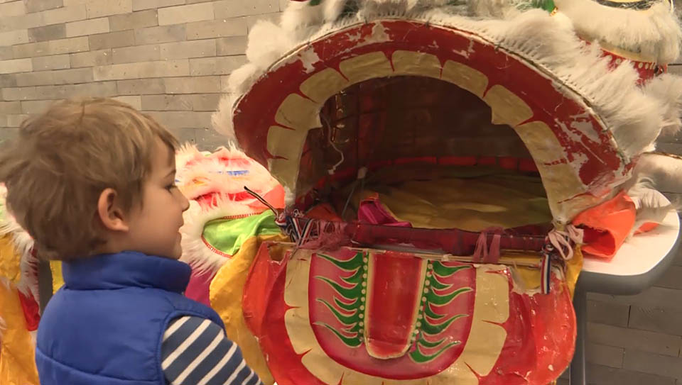 Kids learn about Chinese New Year traditions