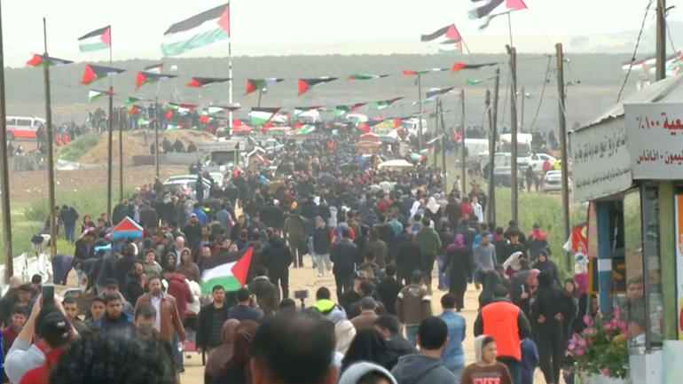 Thousands of Palestinians demonstrate along Israel-Gaza border fence