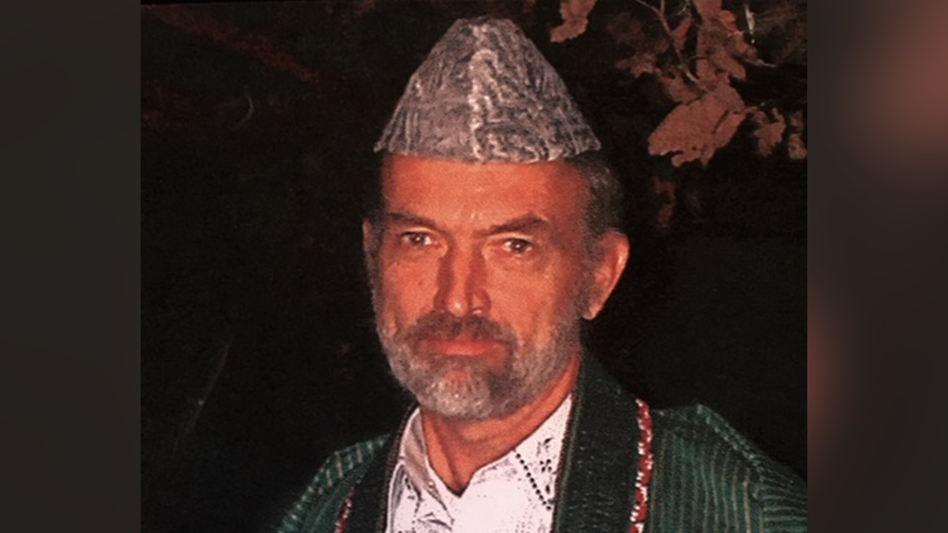 BONUS: Karzai’s hat