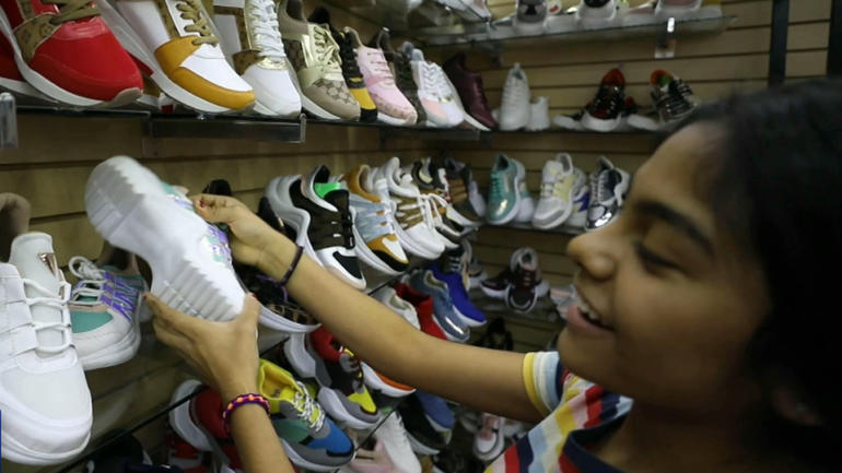 Mexico's shoemakers step up efforts to remain competitive