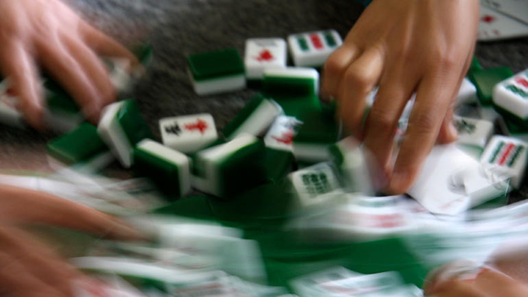 Mahjong, Old World game from China draws New World interest